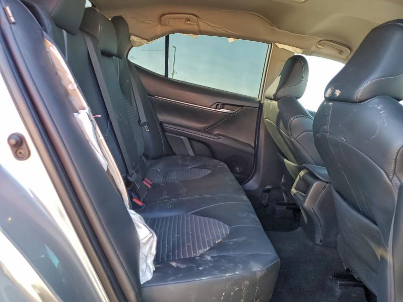 Фото 10 - TOYOTA CAMRY