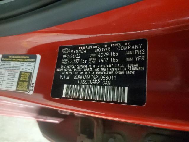 Фото 13 - HYUNDAI ELANTRA