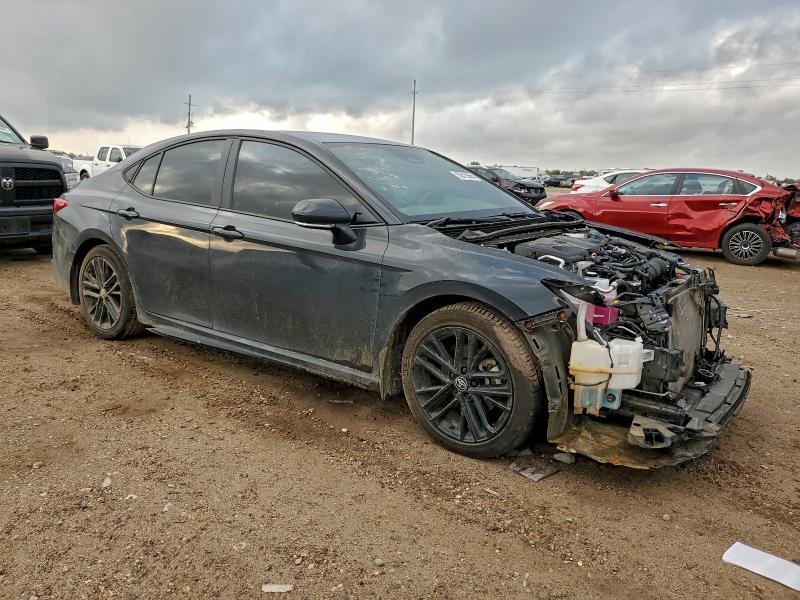 Фото 4 - TOYOTA CAMRY