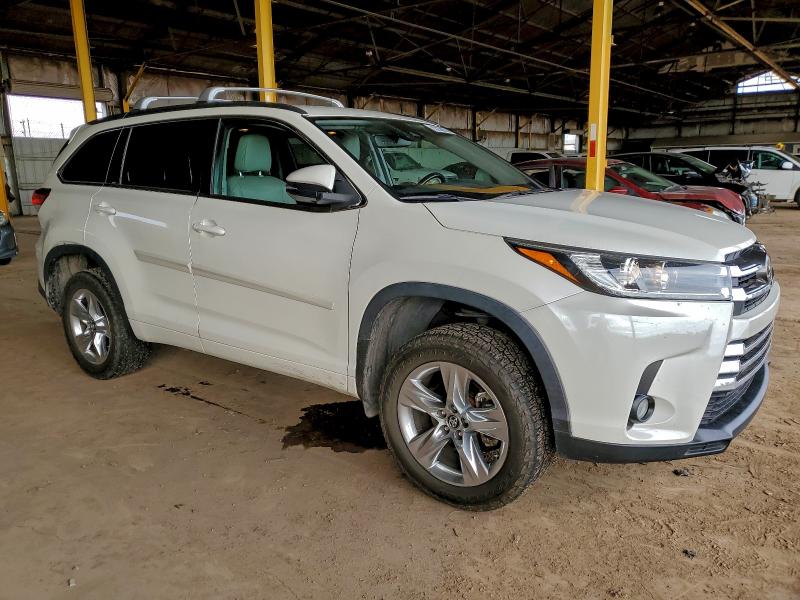 Фото 4 - TOYOTA HIGHLANDER