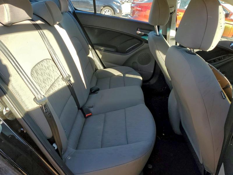 Фото 10 - KIA FORTE