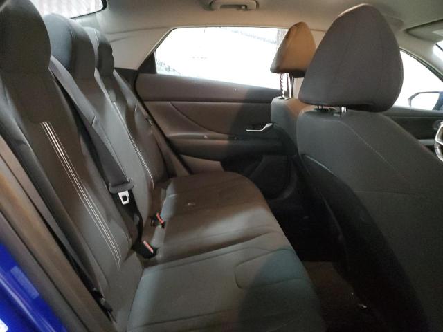 Фото 10 - HYUNDAI ELANTRA