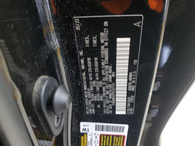 Фото 14 - TOYOTA HIGHLANDER