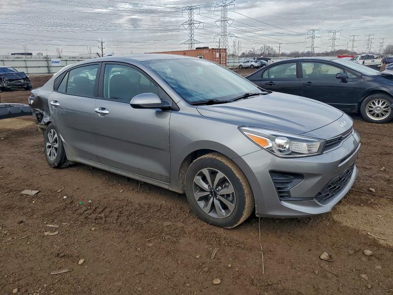 Фото 4 - KIA RIO