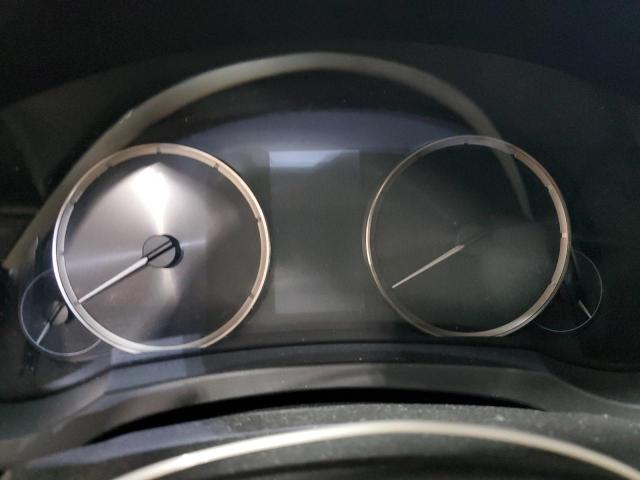 Фото 9 - LEXUS IS