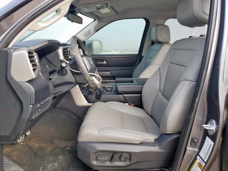 Фото 7 - TOYOTA TUNDRA