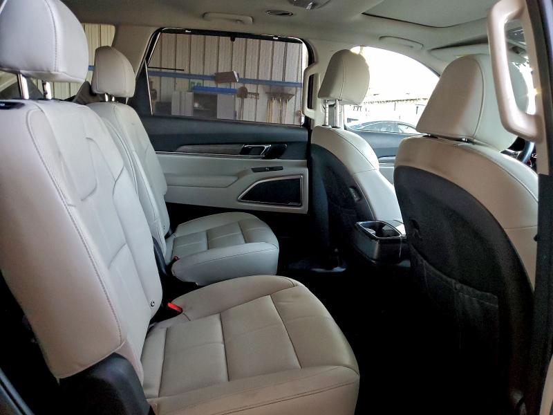 Фото 10 - KIA TELLURIDE