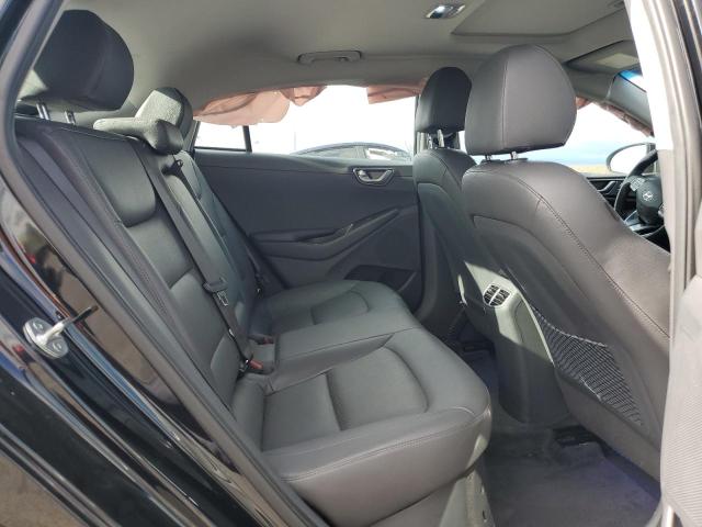 Фото 10 - HYUNDAI IONIQ