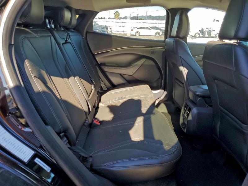 Фото 11 - FORD MUSTANG