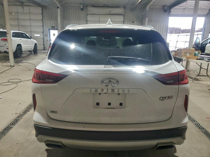 Фото 6 - INFINITI QX50