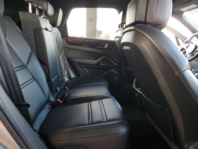 Фото 10 - PORSCHE CAYENNE