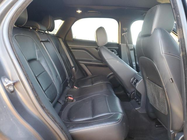 Фото 11 - JAGUAR F-PACE