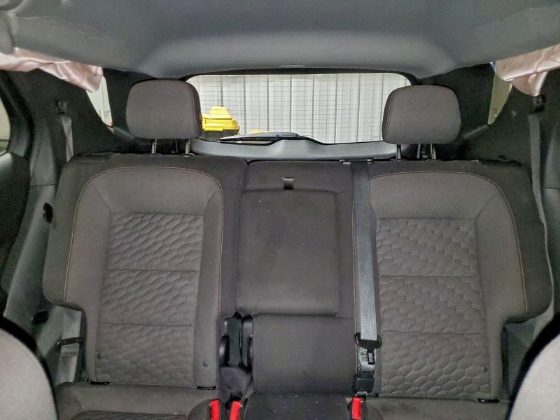 Фото 10 - CHEVROLET EQUINOX