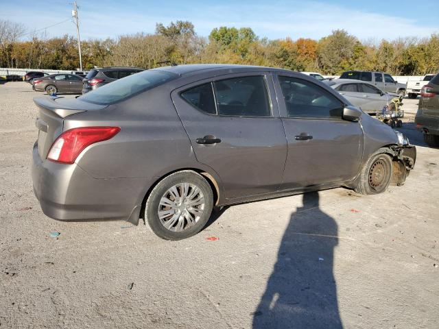 Фото 3 - NISSAN VERSA