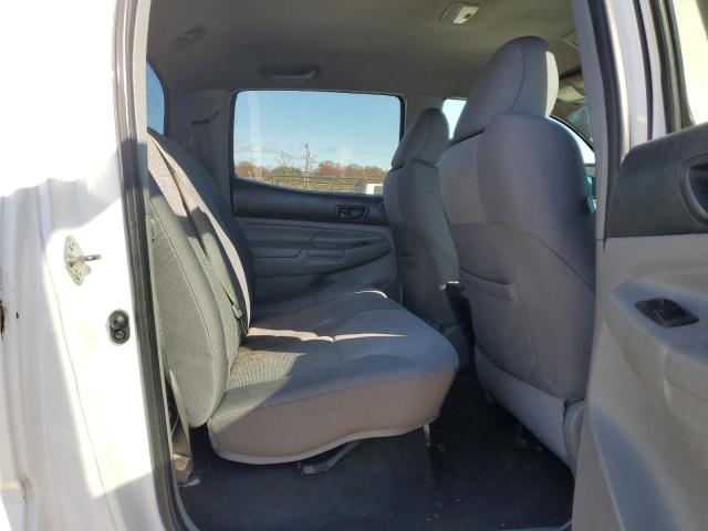 Фото 11 - TOYOTA TACOMA