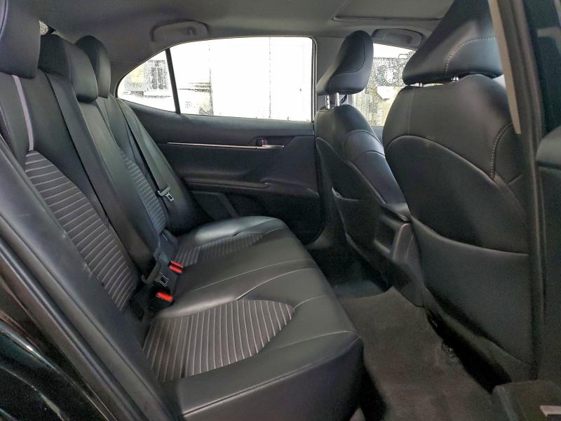 Фото 10 - TOYOTA CAMRY