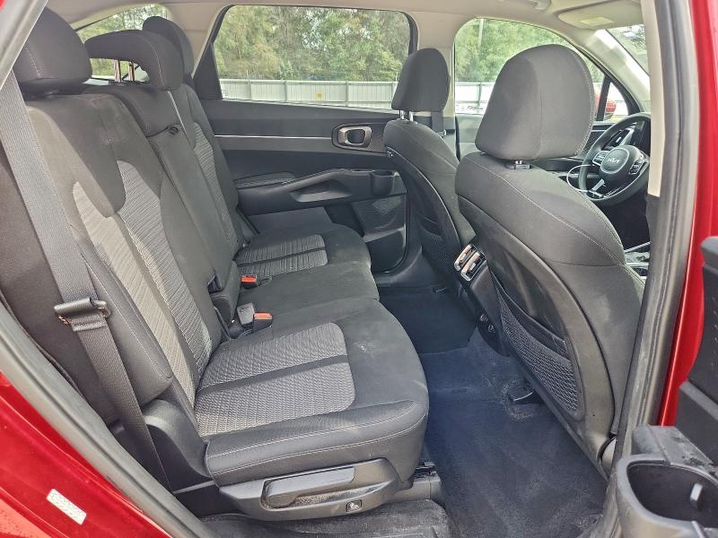 Фото 11 - KIA SORENTO