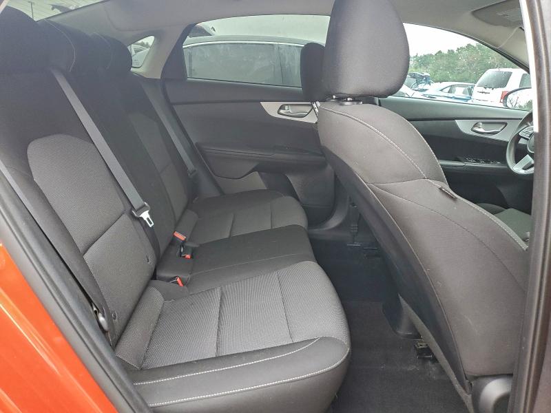 Фото 10 - KIA FORTE