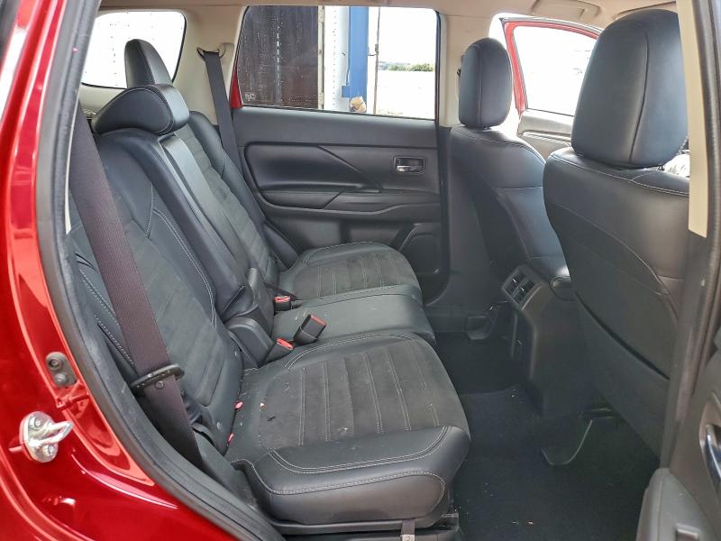 Фото 11 - MITSUBISHI OUTLANDER