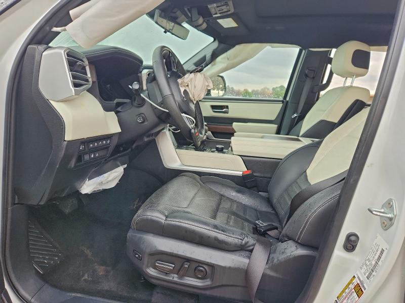 Фото 7 - TOYOTA TUNDRA