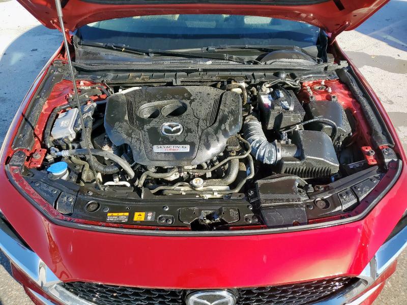 Фото 11 - MAZDA 3