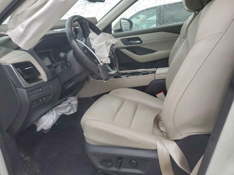 Фото 7 - NISSAN ROGUE