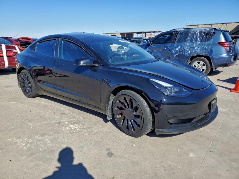Фото 4 - TESLA MODEL 3
