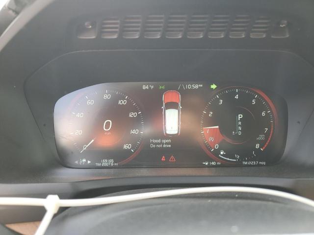 Фото 9 - VOLVO XC90