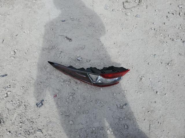 Фото 12 - TOYOTA CAMRY