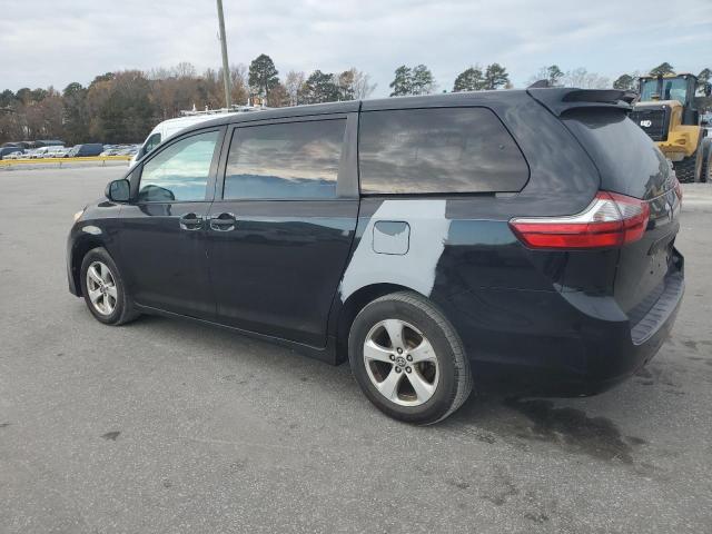 Фото 2 - TOYOTA SIENNA