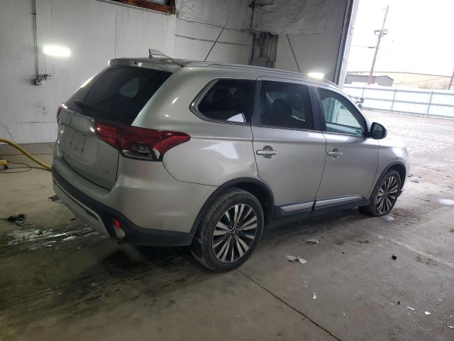 Фото 3 - MITSUBISHI OUTLANDER