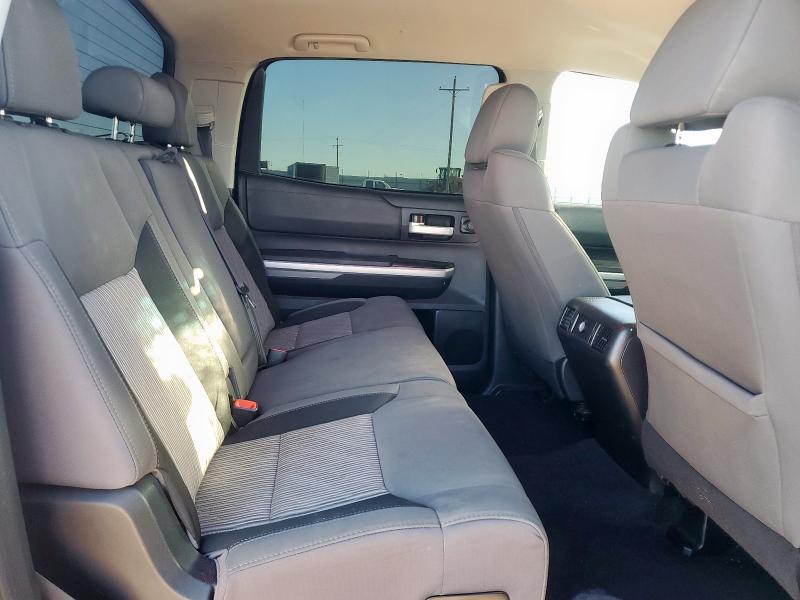 Фото 10 - TOYOTA TUNDRA