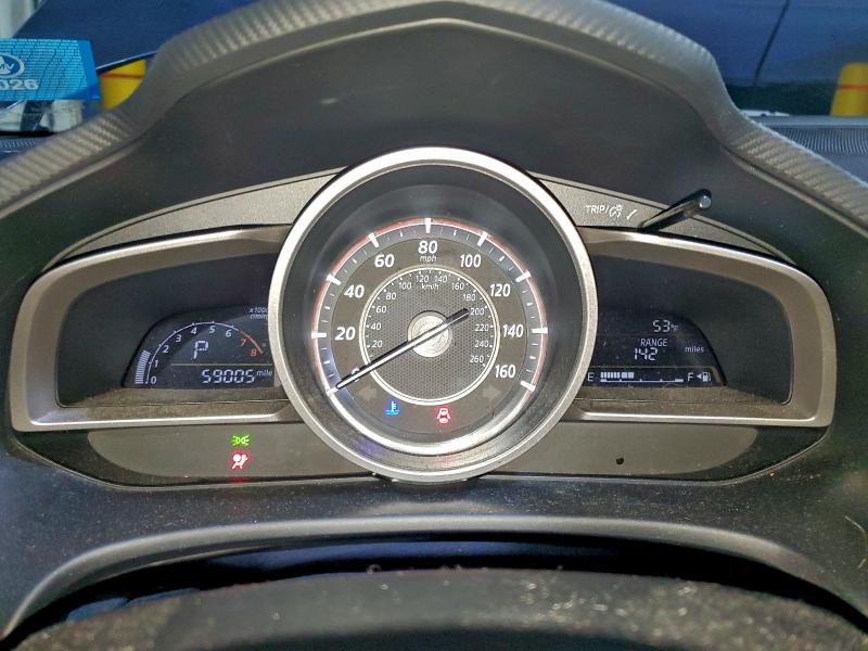 Фото 9 - MAZDA 3