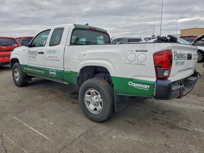 Фото 2 - TOYOTA TACOMA