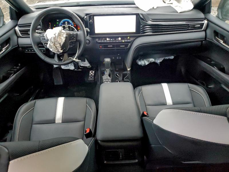 Фото 8 - TOYOTA CAMRY