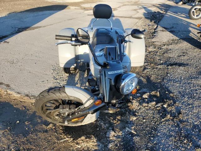 HARLEY-DAVIDSON FL 2024