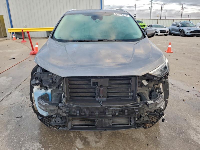 Фото 5 - FORD EDGE