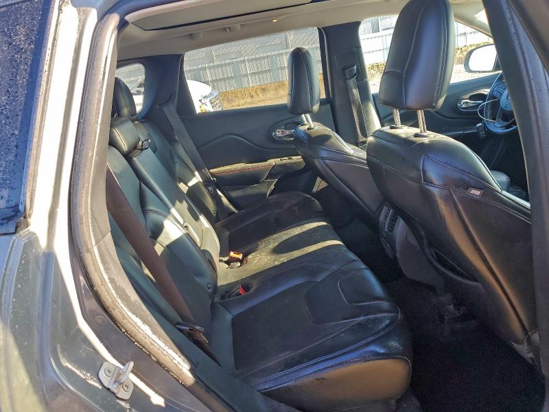 Фото 11 - JEEP CHEROKEE