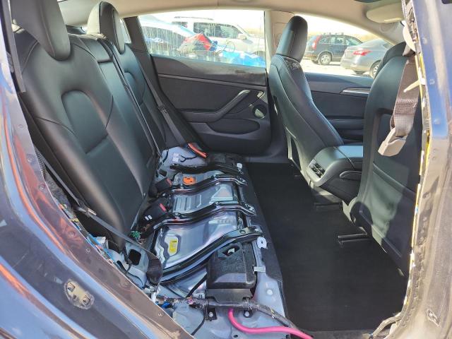 Фото 10 - TESLA MODEL 3