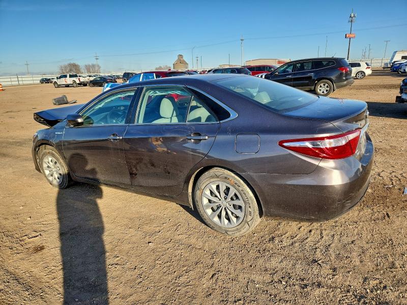 Фото 2 - TOYOTA CAMRY