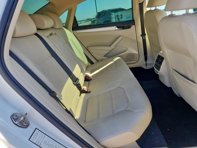 Фото 10 - VOLKSWAGEN PASSAT