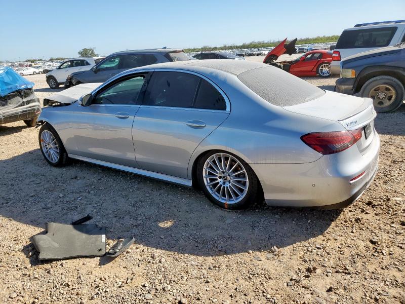 Фото 2 - MERCEDES-BENZ E-CLASS