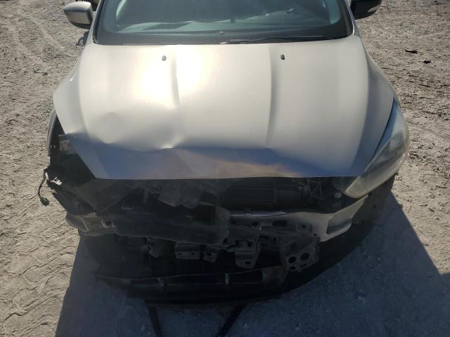 Фото 11 - FORD FOCUS