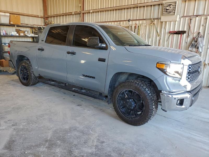 Фото 4 - TOYOTA TUNDRA