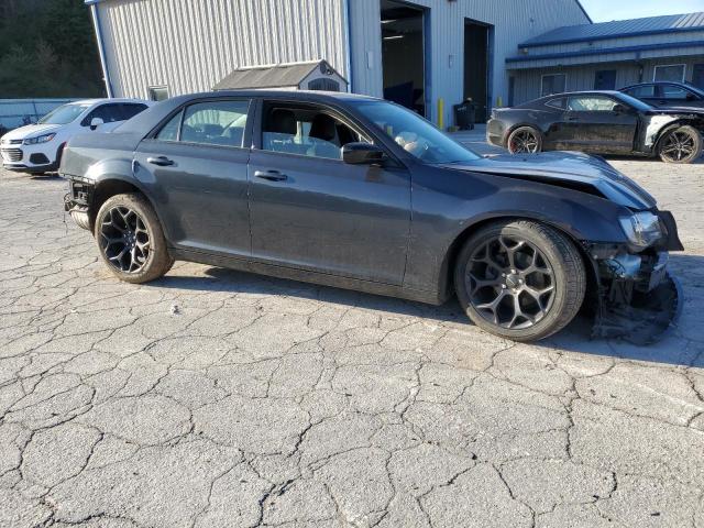 Фото 4 - CHRYSLER 300