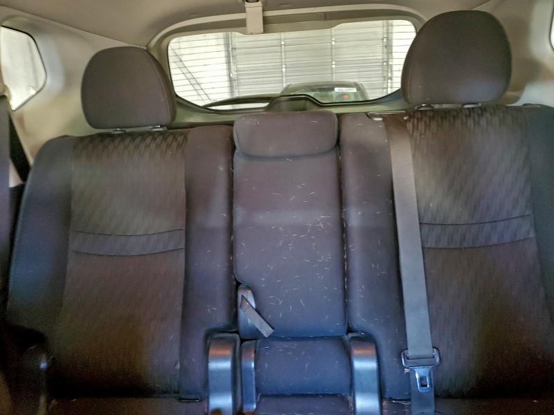 Фото 10 - NISSAN ROGUE