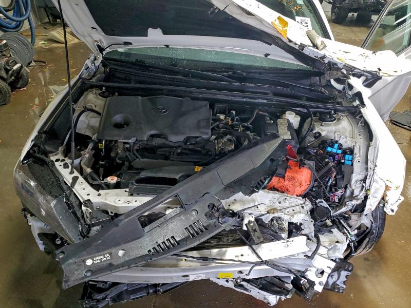 Фото 11 - TOYOTA CAMRY