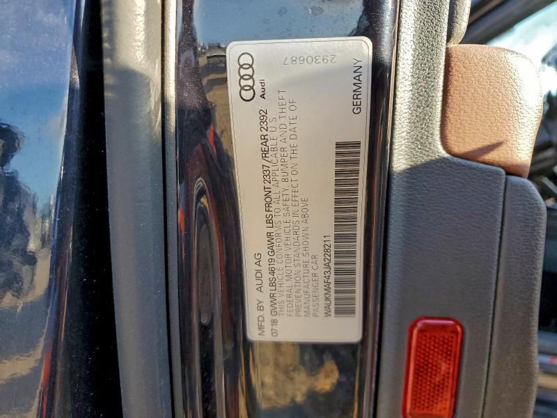 Фото 13 - AUDI A4