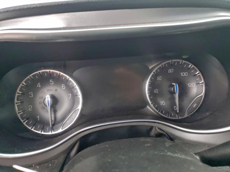 Фото 9 - CHRYSLER PACIFICA