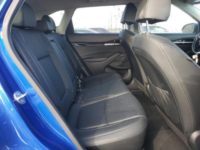 Фото 11 - KIA SELTOS